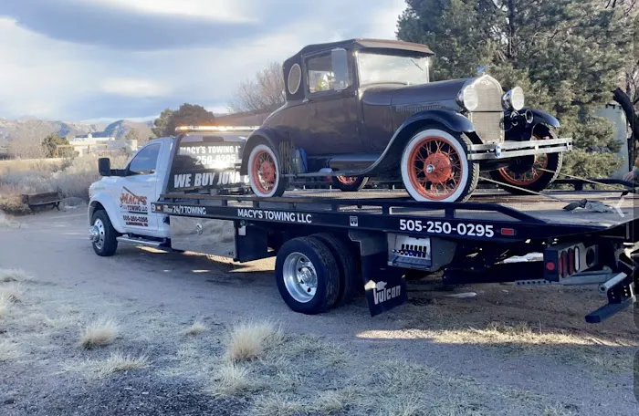 Macy's Towing LLC 0