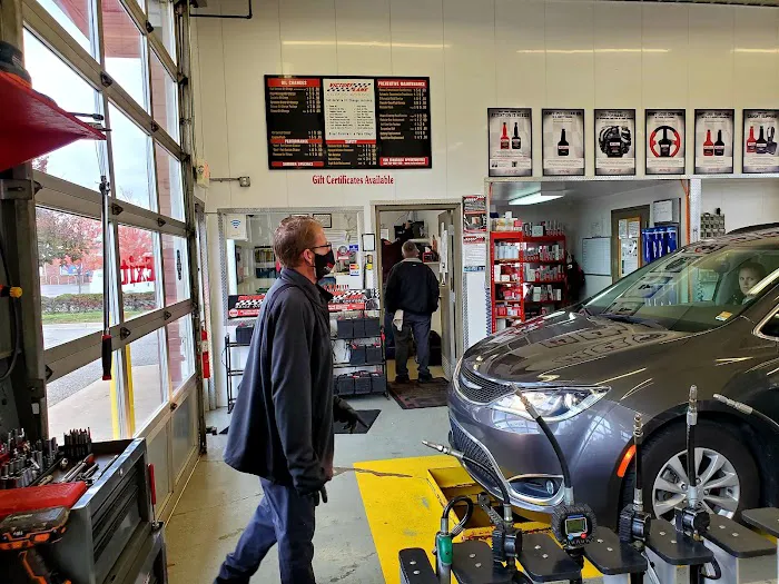 Victory Lane Quick Oil Change (Howell, S. Michigan Avenue) 0