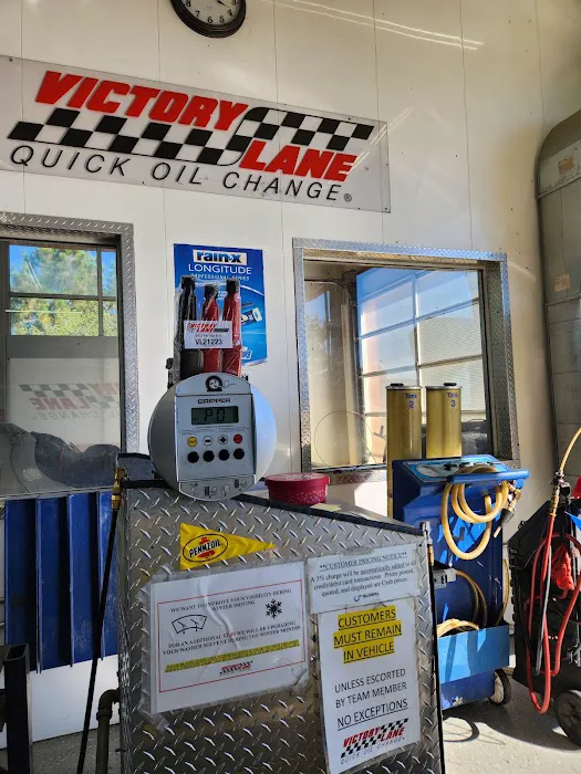 Victory Lane Quick Oil Change (Howell, S. Michigan Avenue) 7