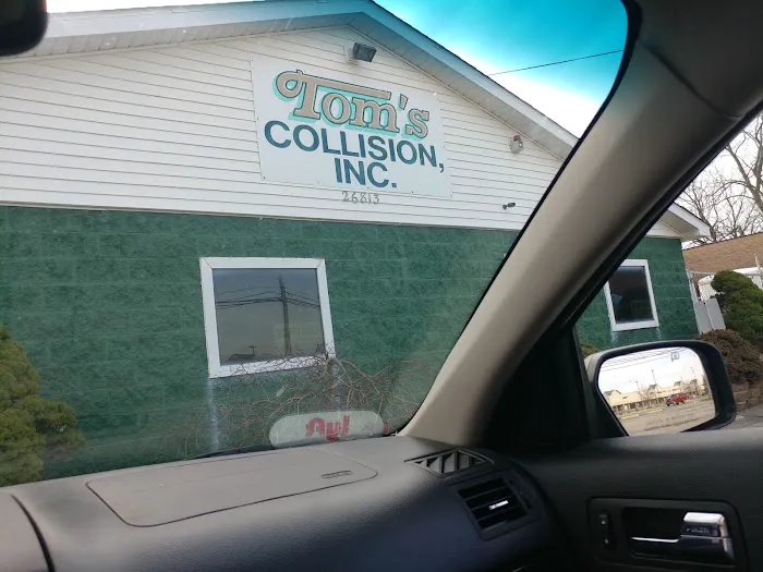 Tom's Collision 2