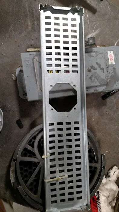 Nelson's Collision Center LLC. 0