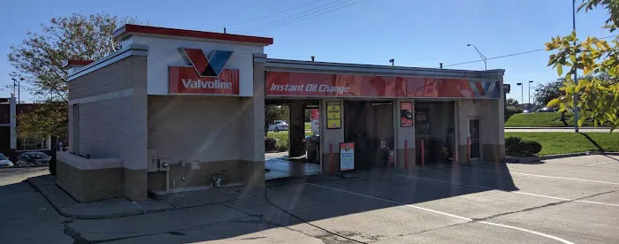 Valvoline Instant Oil Change 4