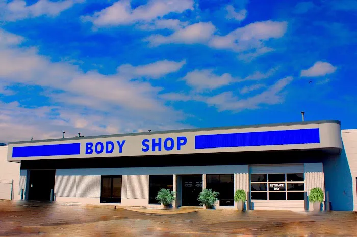 Woodhouse Collision Center 2