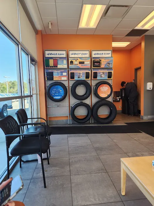 Quick Lane at Woodhouse Ford of Omaha 0