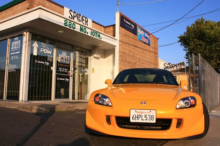 Spider Auto Glass/ Spider's Garage 1