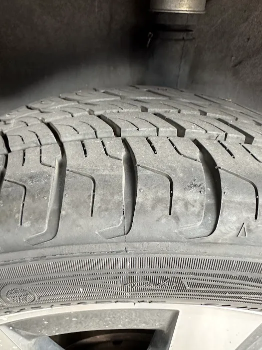 Gonzalez Tire New & Used 0