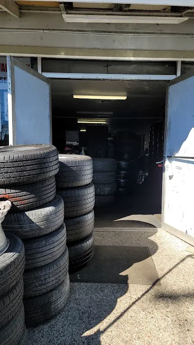 Sergio's Tires 4