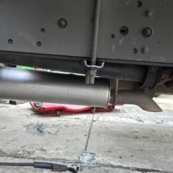 Raul's Mufflers and autoservicio ico