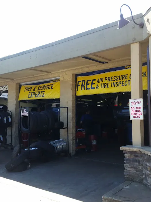 Skip's Tire & Auto Repair Center 4