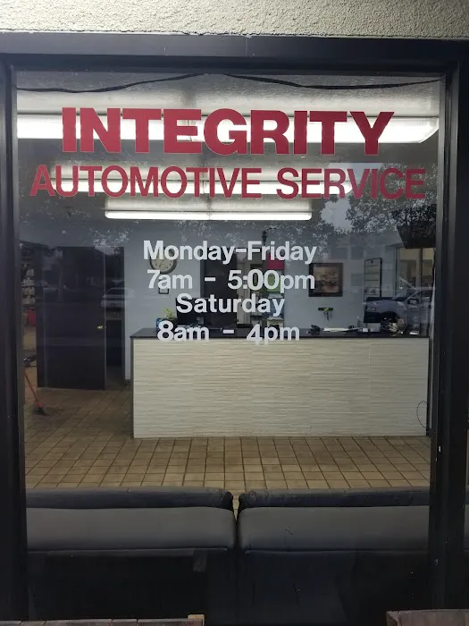 Integrity Automotive Tire Pros 6