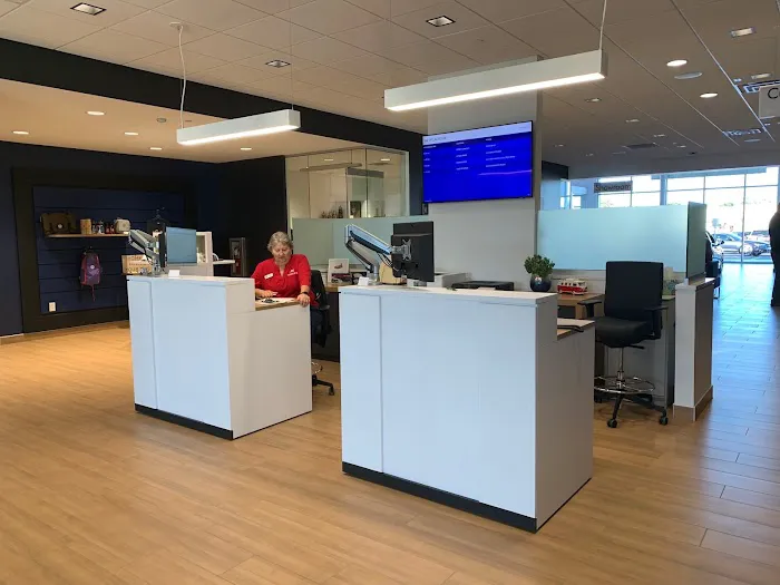 Volkswagen Service Center 2