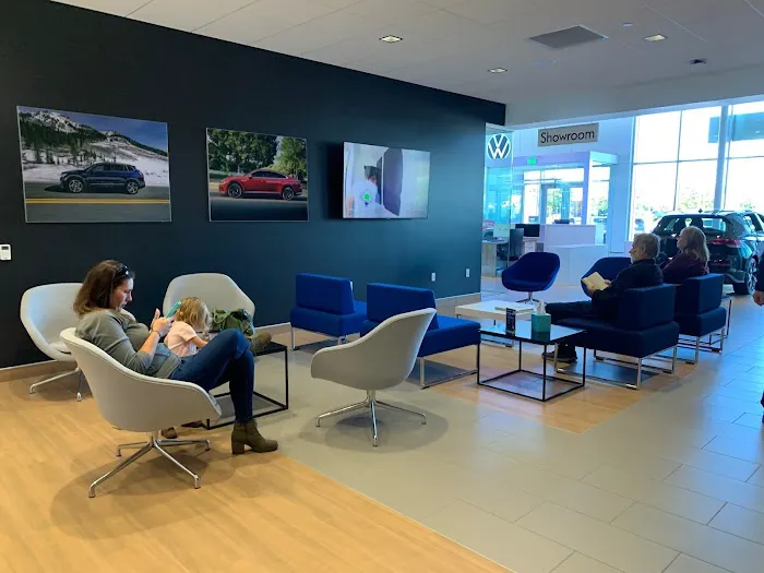 Volkswagen Service Center 7