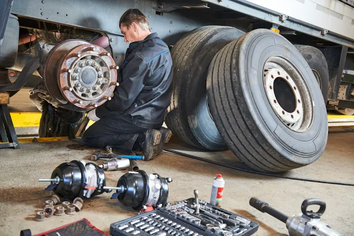 Simba Truck & Trailer Repair LLC 7