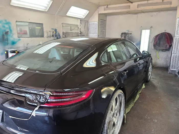 M & Y Autobody Shop LLC 3