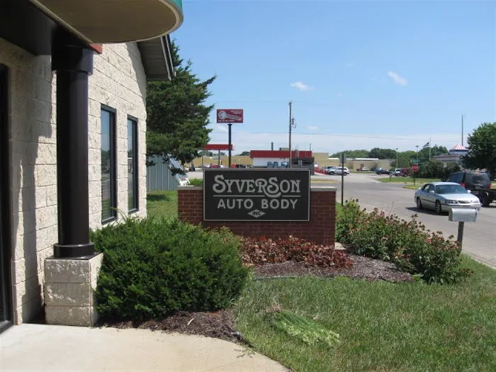 Syverson Auto Body Inc 5