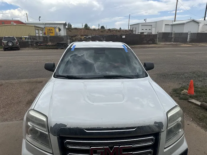Laramie Auto Glass LLC 4