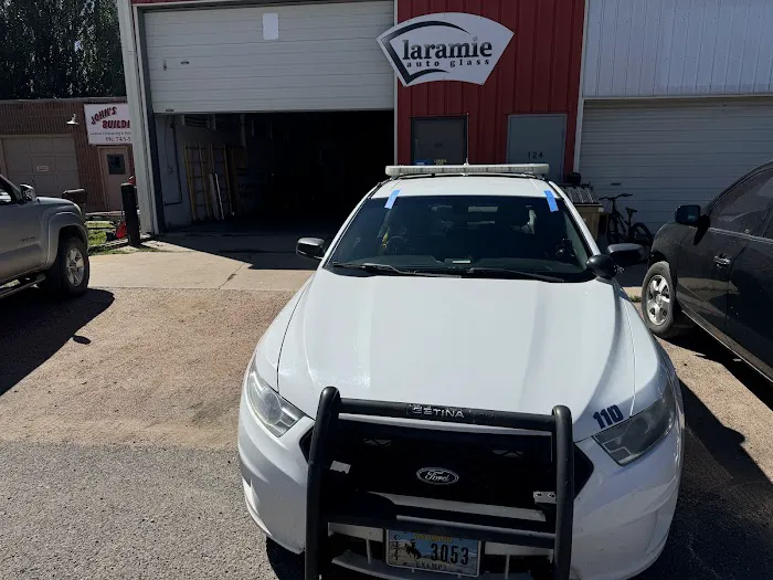 Laramie Auto Glass LLC 3