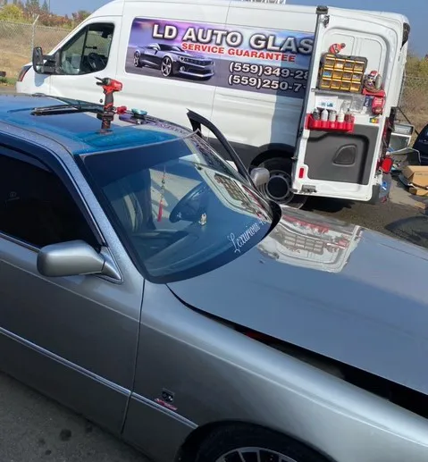 LD Auto Glass 8