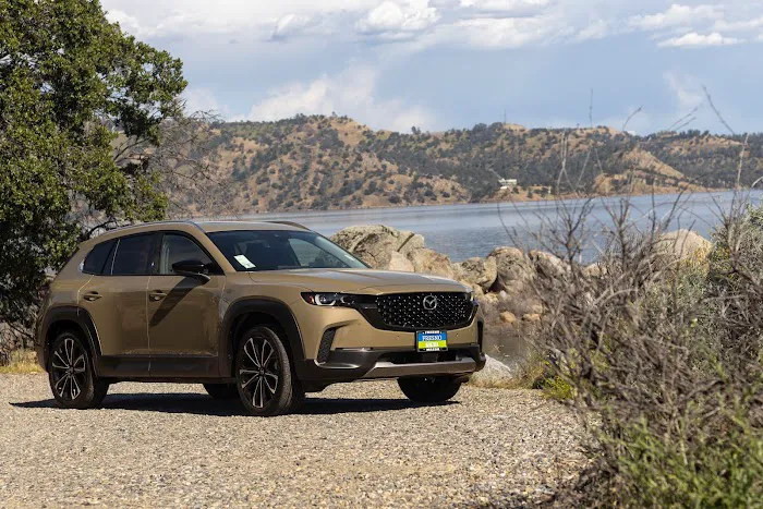 Fresno Mazda Service Repair Center 7