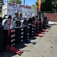 Avalos Tires