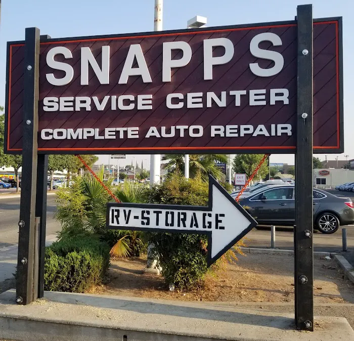 Snapp's Service Center 4