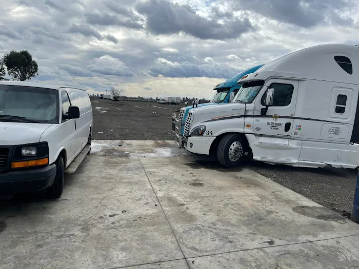 M&M Truck and Trailer Repair Inc 3