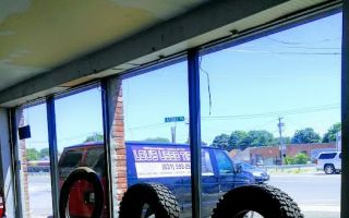 lou's car care center inc