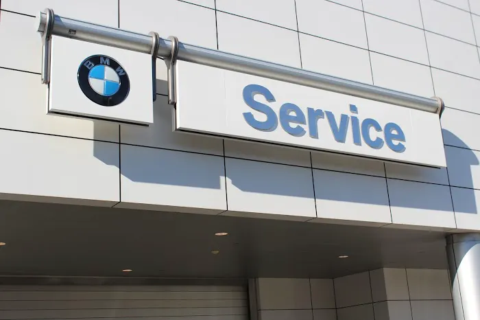 Habberstad BMW of Bay Shore Service 7