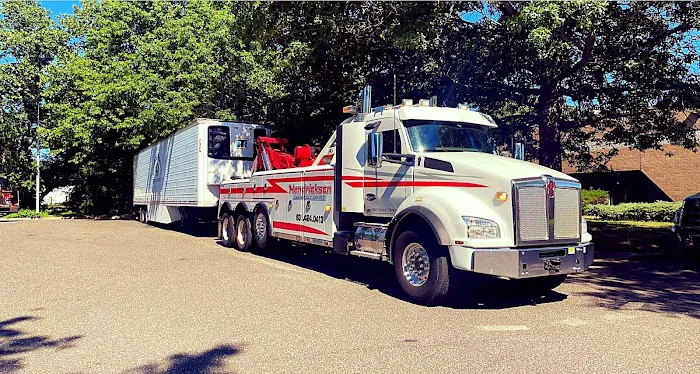 Hendrickson Truck Center 3