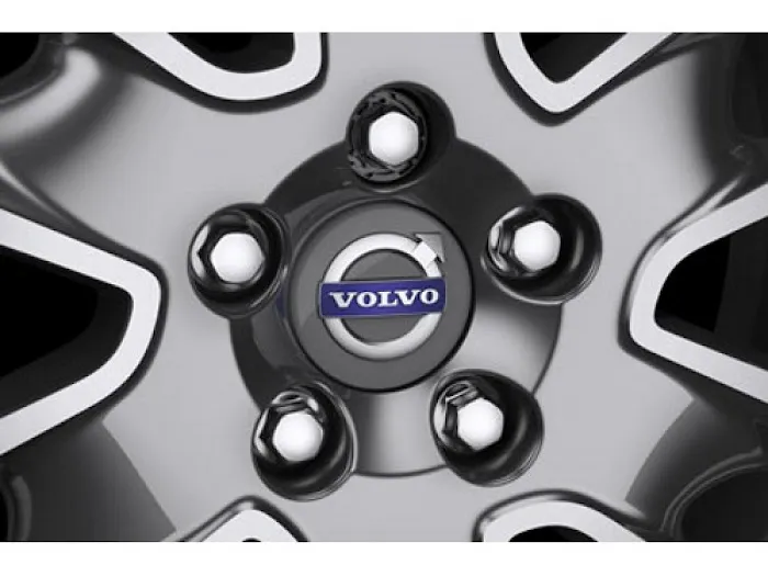 Volvo Dealer Accessories 3