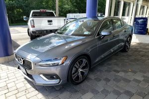Volvo Cars of Huntington Service Center