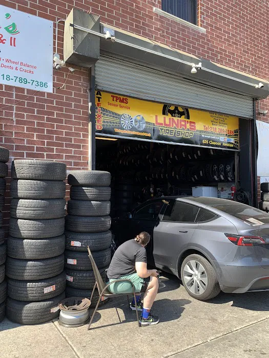 Luna's Tire Shop 1