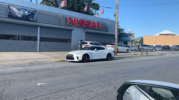 Nissan of Queens Service 3