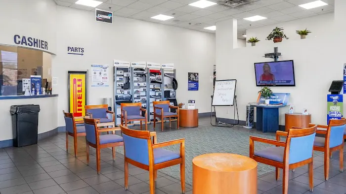 Levittown Ford Service & Parts Center 8