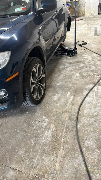MR TIRES 4