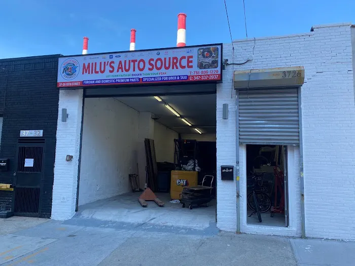 Milu's Auto Source 7