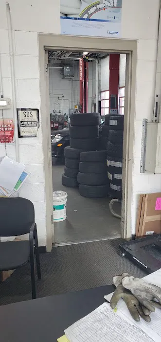 BJ's Tire Center 1