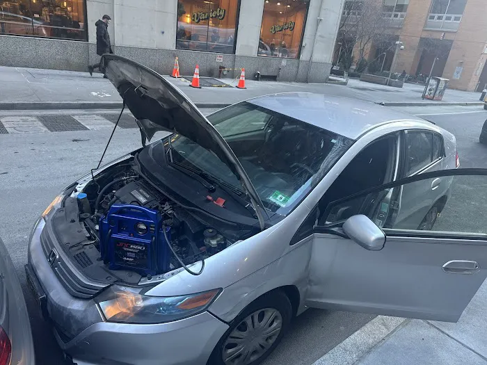 Car battery jump service nyc LLC 0