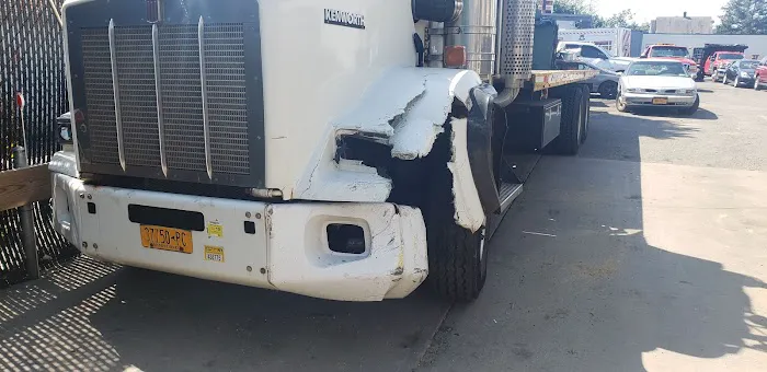 Hunt's Point Truck Collision, INC. 0