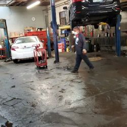 United Auto Repair and Body Shop Inc. ico