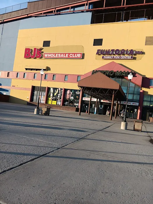 BJ's Tire Center 3