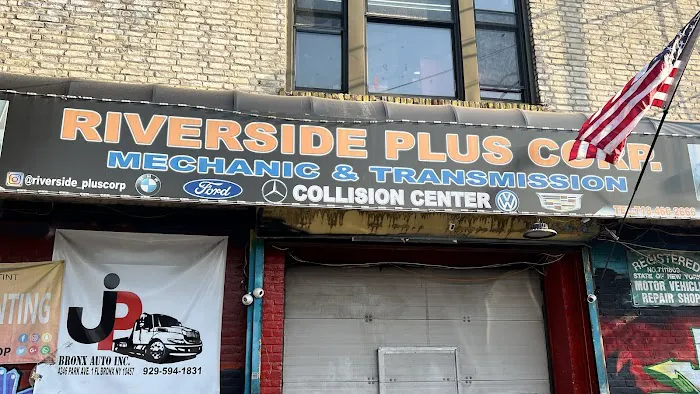 RIVERSIDE AUTO BODY 8