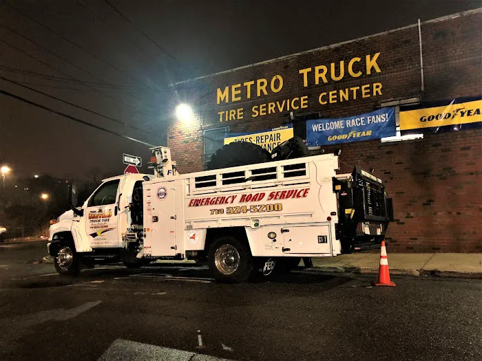 Metro Truck Tire Services 3