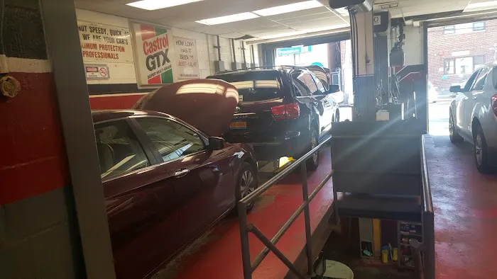 Express Oil Change 3