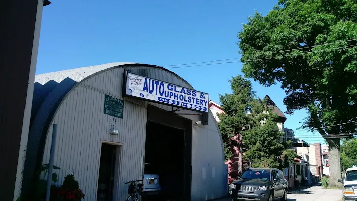 Fitzroy & Son Auto Glass 0