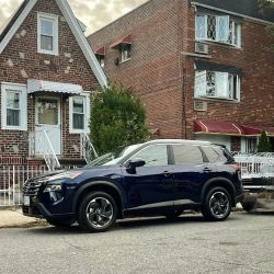 Service Center at Central Avenue Nissan ico