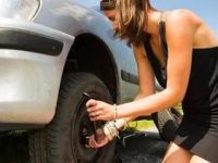 How to Drive Safely on a Spare Tire