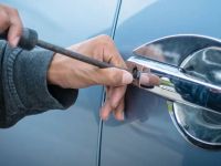 How to Unlock a Car in Under 5 Minutes: Quick and Safe Methods