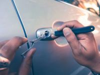 How to Unlock Your Car If You Don’t Have a Spare Key: Step-by-Step Guide & Towing Services