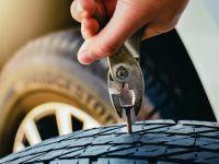 How to Avoid Tire Punctures Caused by Road Hazards
